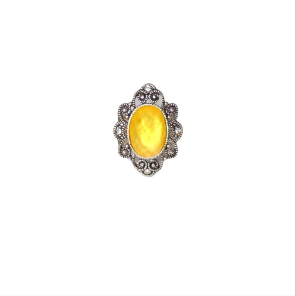 Oval-shaped adjustable ring
